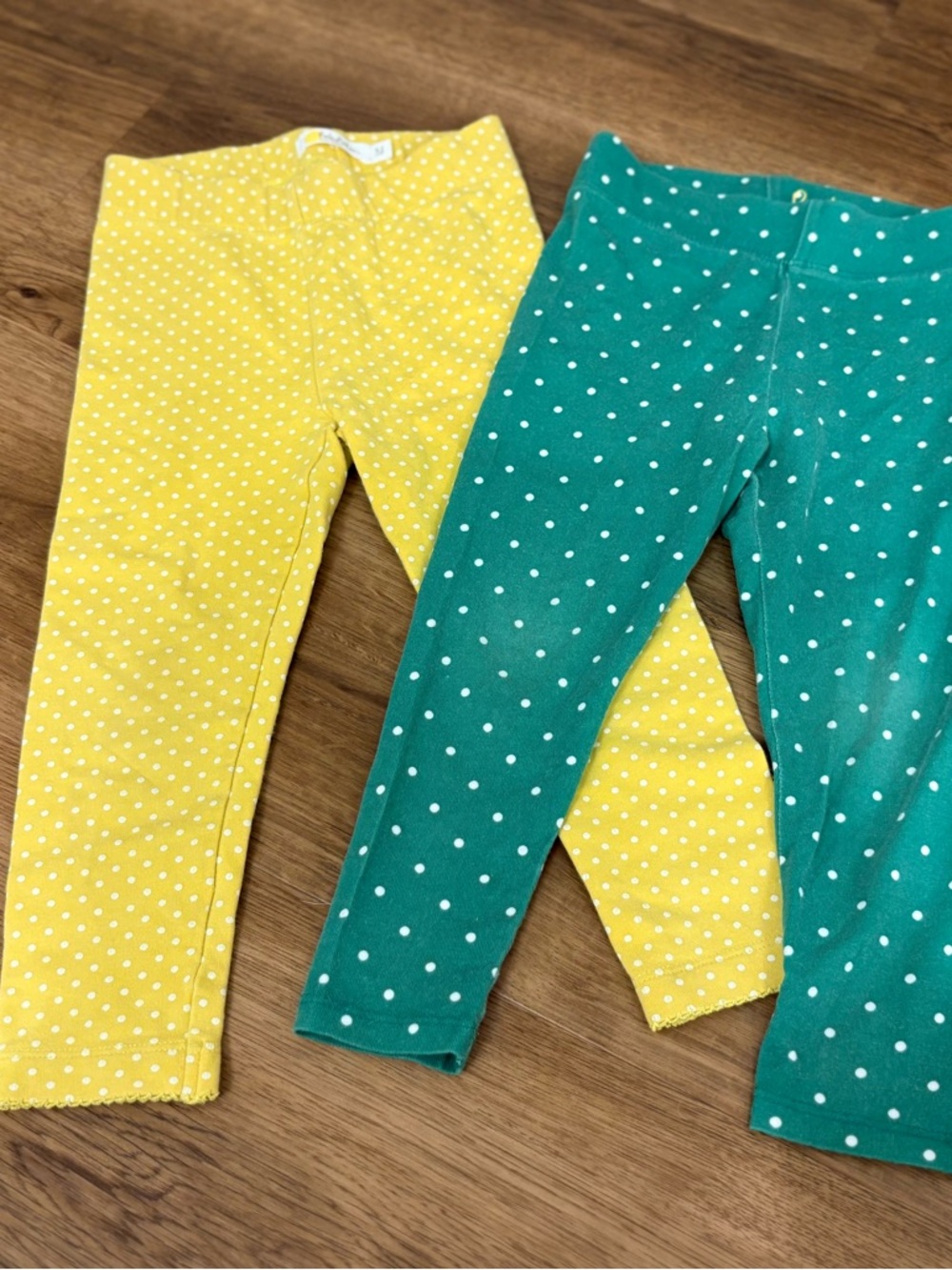 Mini Boden Polka Dot Leggings in Yellow & Teal
